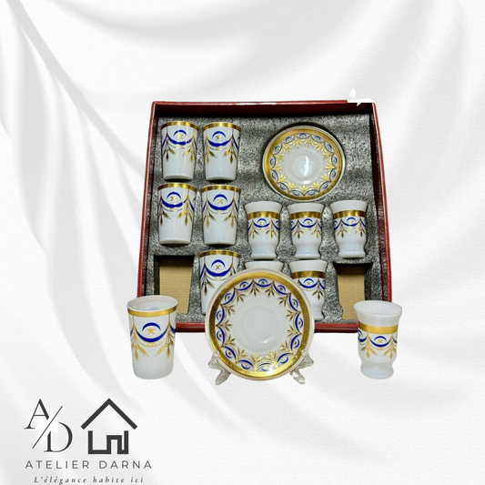Coffret de Verres et Soucoupes Orientales – Design Doré & Bleu Royal | Atelier Darna